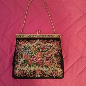 Floral Embroidered Women's Bag